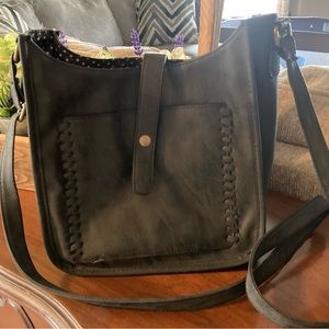 EUC Crossbody charcoal gray purse